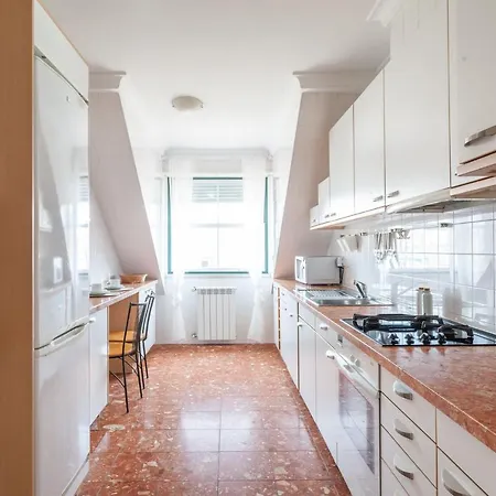Apartament Flh Chic Chiado Exotic Spacious Lizbona